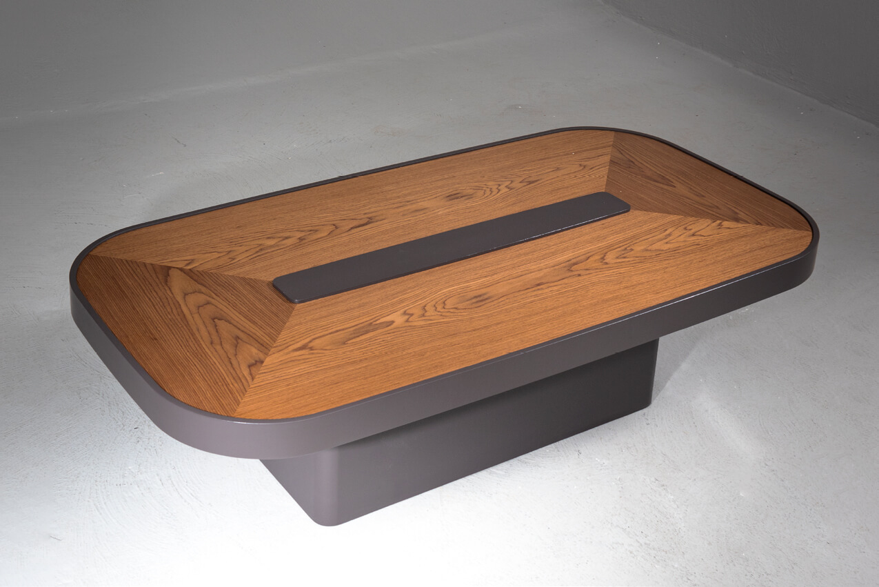 PLATINIUM COFFEE TABLE